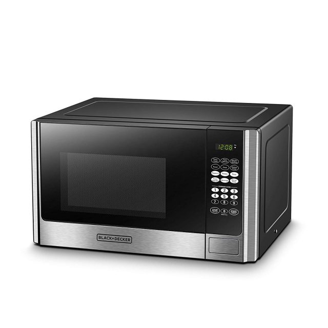 Black + Decker 0.7 Cu. Ft. 700 Watt Stainless Steel Microwave Oven